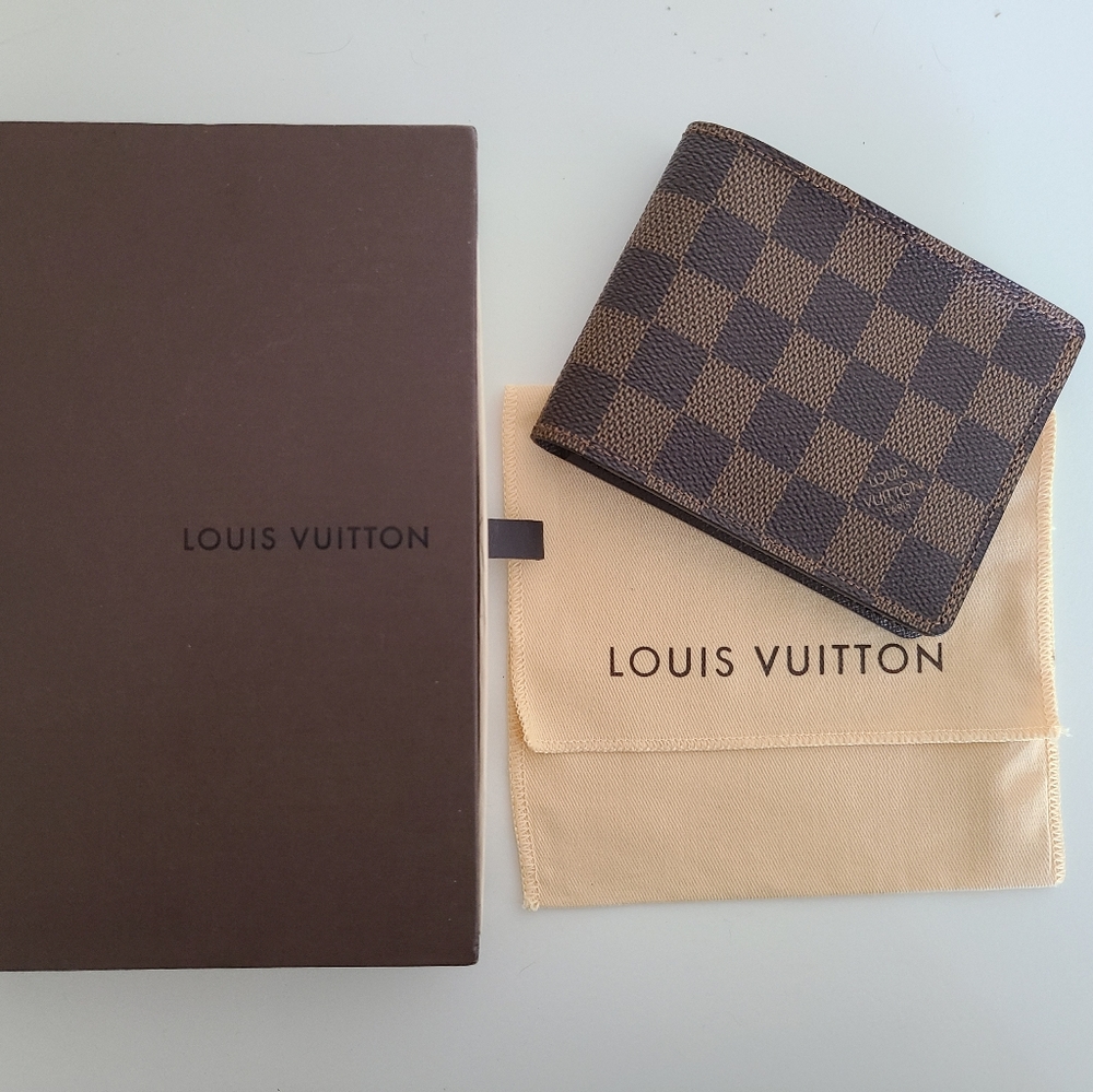 Louis Vuitton Multiple Wallet